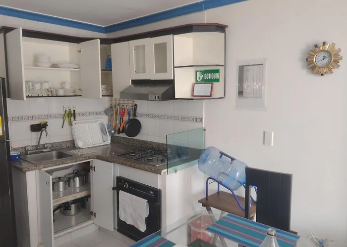 Apartamento Con Piscina, Cancha De Tenis Y Parque Ninos