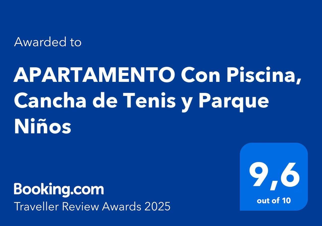 Con Piscina, Cancha De Tenis Y Parque Ninos *