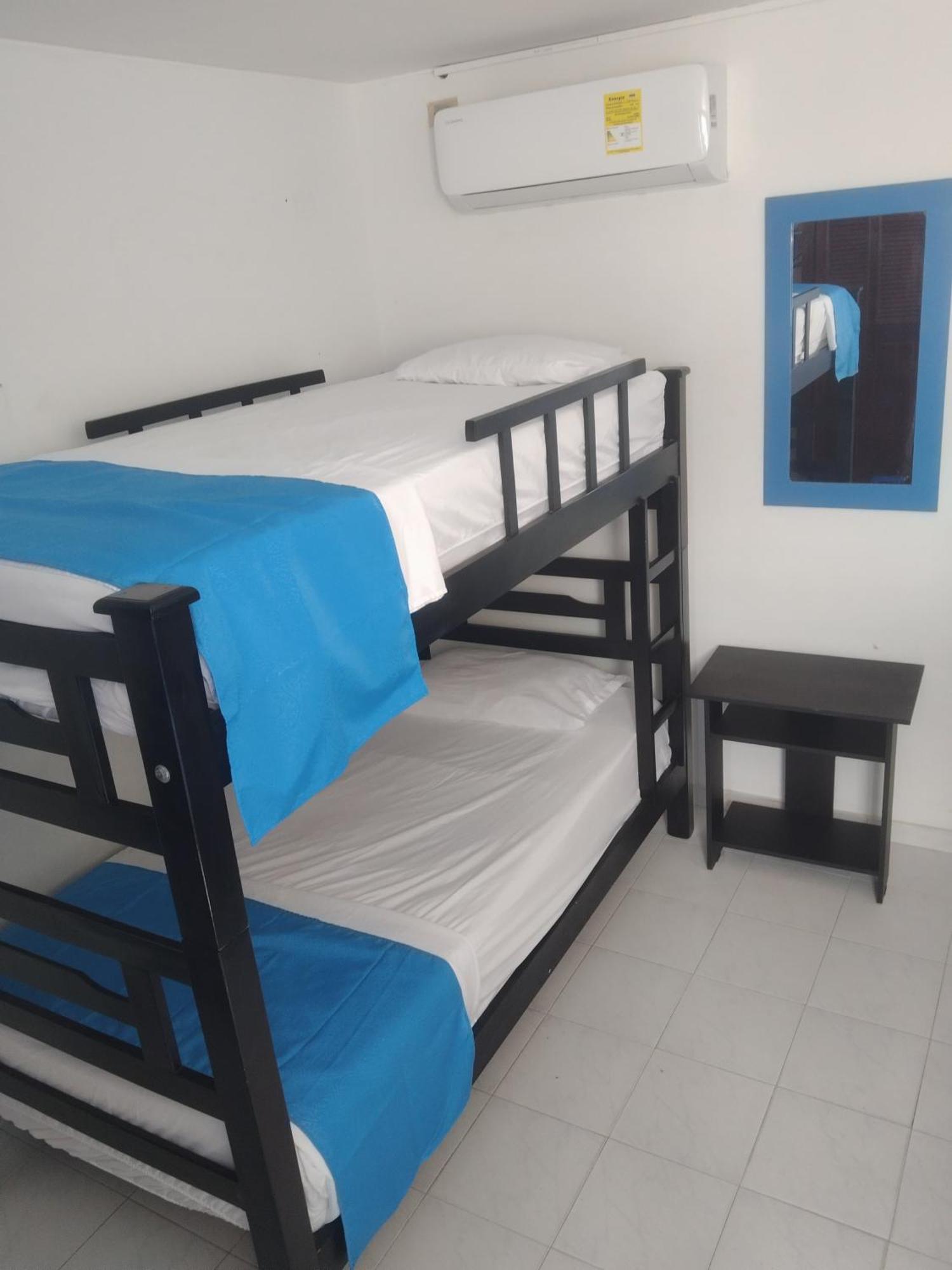 Apartment Con Piscina, Cancha De Tenis Y Parque Ninos